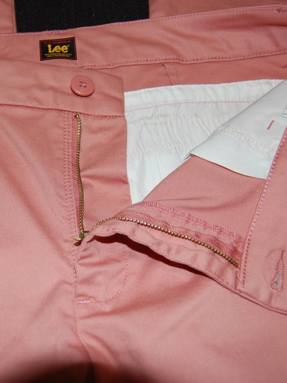 NWOT, LEE, wrinkle free, rose colored pants - Picture 6 of 8